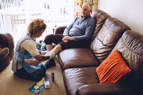 Soins à domicile après hospitalisation