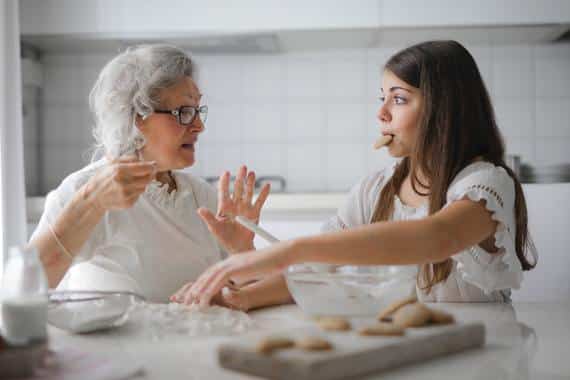 alzheimer : traitements naturels et idées d'activités